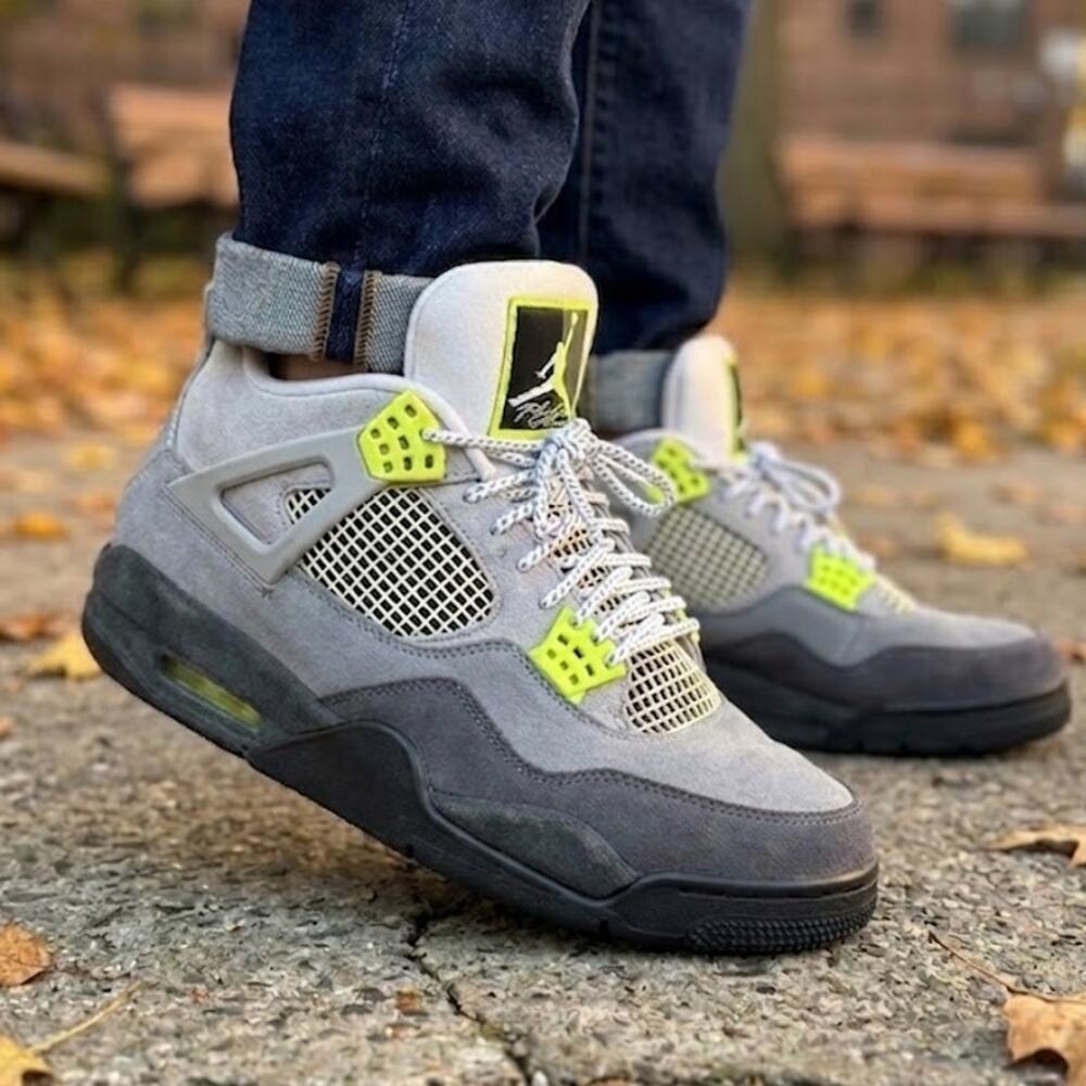 Jordan Jordan 4 Retro 95 Neon Grey Suede Basketball Sneakers Y2K Gorpcore Retro